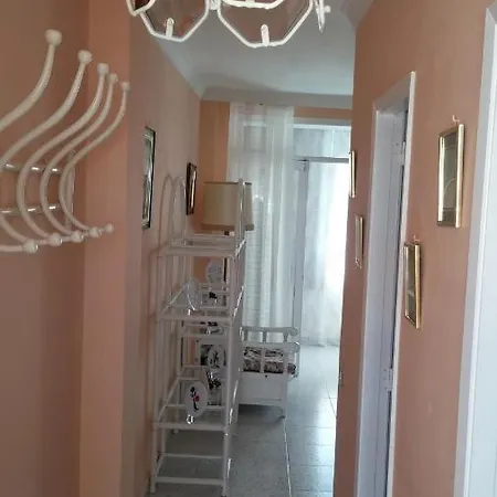 Taidia Apartment *